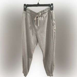 ❤️ VUORI❤️ Performance Jogger- Medium